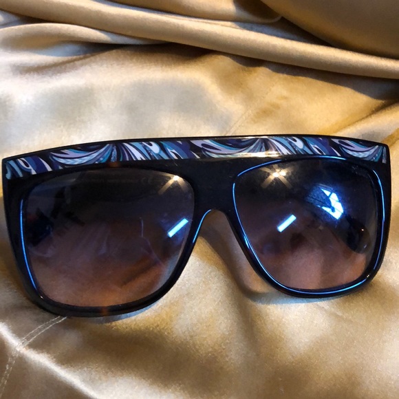 Emilio Pucci Accessories - 💯 authentic EMILIO PUCCI SUNGLASSES FIRM
